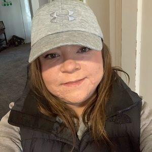 Meet your Posher, Sandy